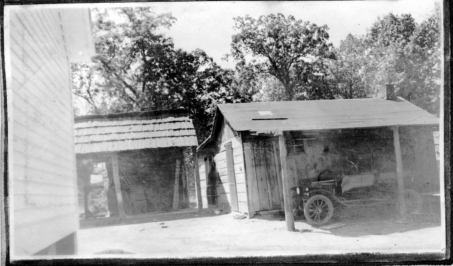 082~R. J. Colvin Shed.jpg